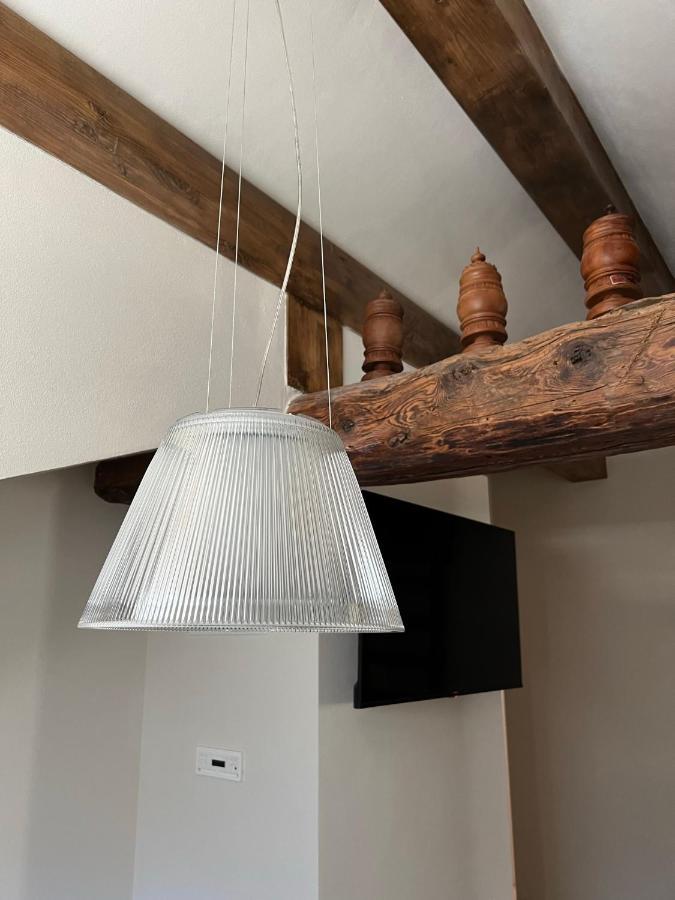 Belabri - Central Charme&Comfort -Mansarde E Appartamento Aosta Eksteriør bilde